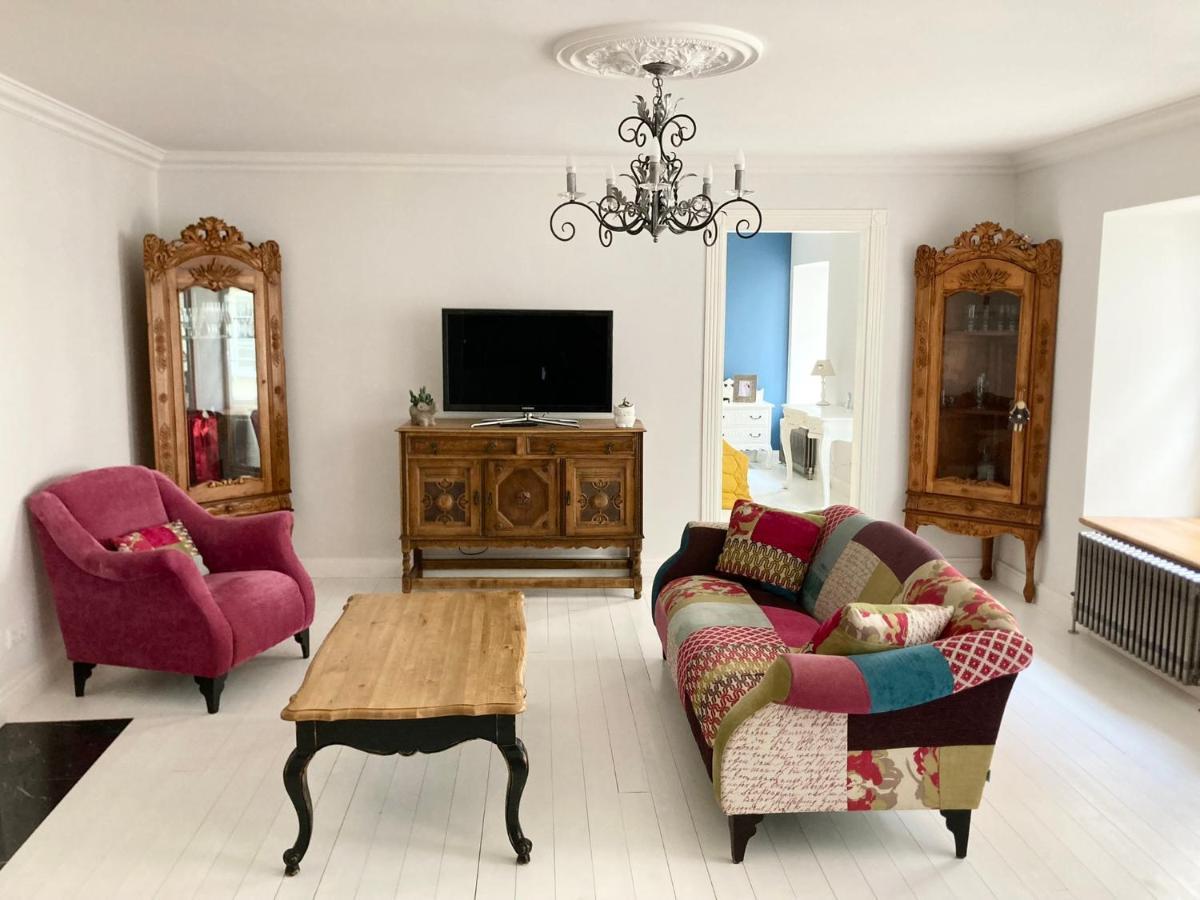 Shabby Chic - Apartment In The Heart Of Vilnius Old Town מראה חיצוני תמונה